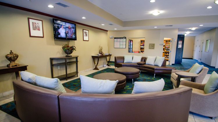 Candlewood Suites Temple Lobby