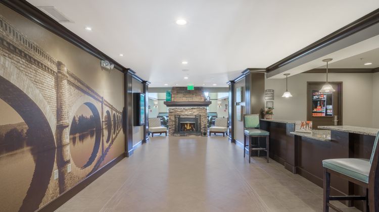 Staybridge Suites Lobby