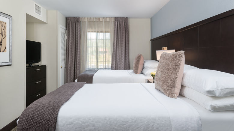 <b>Staybridge Suites: Chantilly - Fairfax Room</b>. Images powered by <a href="https://www.leonardoworldwide.com/" title="Leonardo Worldwide" target="_blank">Leonardo</a>.
