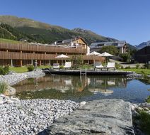 In Lain Hotel Cadonau Exterior