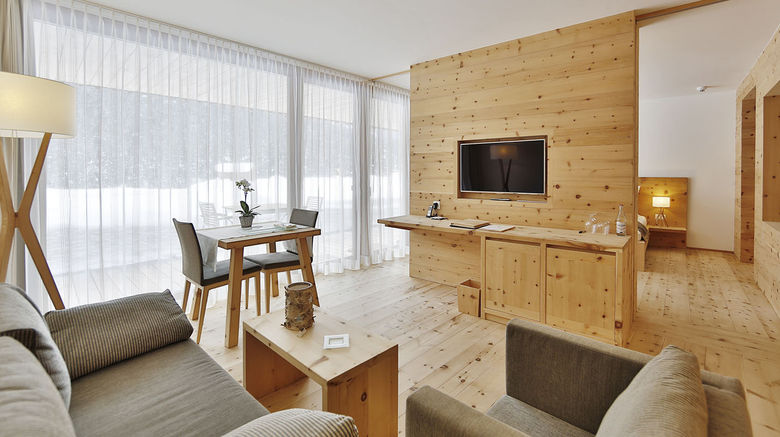<b>In Lain Hotel Cadonau Suite</b>. Images powered by <a href="https://www.leonardoworldwide.com/" title="Leonardo Worldwide" target="_blank">Leonardo</a>.