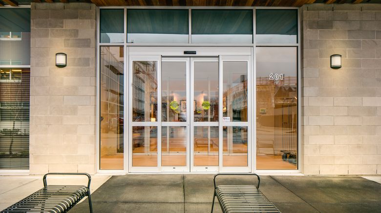 <b>Staybridge Suites Des Moines Downtown Exterior</b>. Images powered by <a href="https://www.leonardoworldwide.com/" title="Leonardo Worldwide" target="_blank">Leonardo</a>.