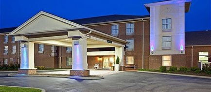 Holiday Inn Express Exterior
