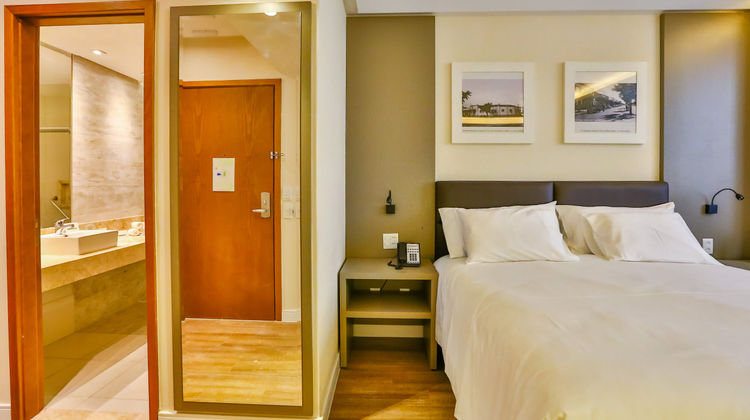 Holiday Inn Goiania Room