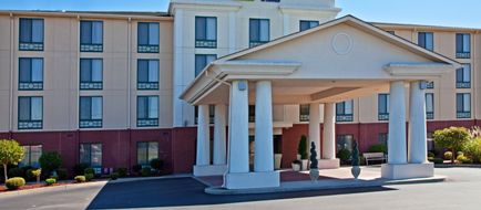 Holiday Inn Express Exterior