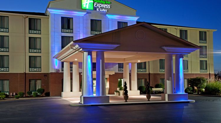 Holiday Inn Express Exterior