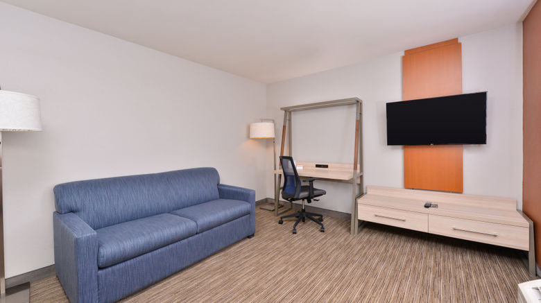 <b>Holiday Inn Express Sedona - Oak Creek Suite</b>. Images powered by <a href="https://www.leonardoworldwide.com/" title="Leonardo Worldwide" target="_blank">Leonardo</a>.