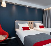 Holiday Inn Express Milton Keynes Hotel Room