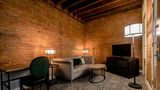 <b>Chateau LeMoyne-French Quarter Suite</b>. Images powered by <a href="https://www.leonardoworldwide.com/" title="Leonardo Worldwide" target="_blank">Leonardo</a>.