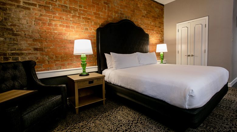 <b>Chateau LeMoyne-French Quarter Suite</b>. Images powered by <a href="https://www.leonardoworldwide.com/" title="Leonardo Worldwide" target="_blank">Leonardo</a>.