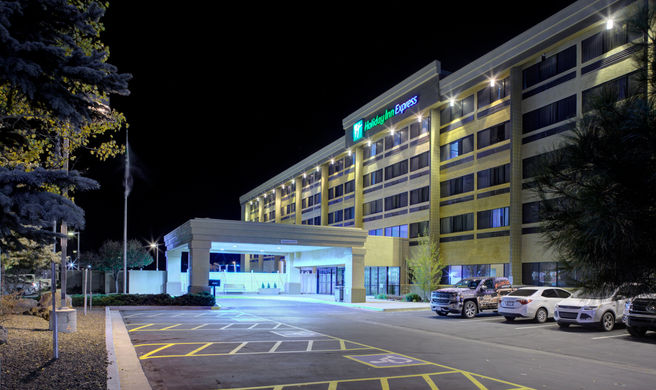 Holiday Inn Express Flagstaff Exterior