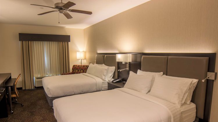 Holiday Inn Trophy Club Room