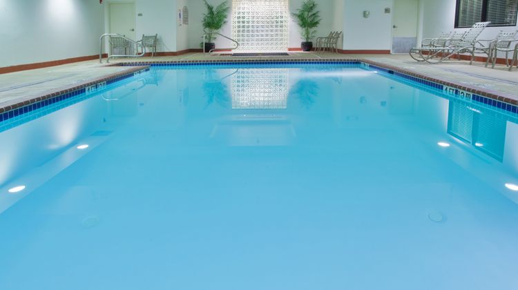 Holiday Inn Express & Suites Ashland Pool
