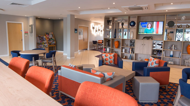 <b>Holiday Inn Express Dunfermline Lobby</b>. Images powered by <a href="https://www.leonardoworldwide.com/" title="Leonardo Worldwide" target="_blank">Leonardo</a>.