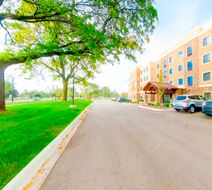 Staybridge Suites Ann Arbor-Research Pky Exterior