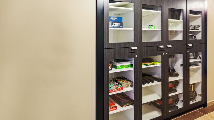 Candlewood Sts Lenexa Overland Park Area Lobby