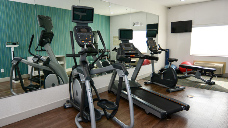 Holiday Inn Express Hotel & Suites Health Club