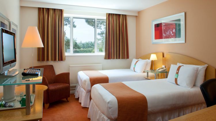 Holiday Inn Ashford North A20 Room