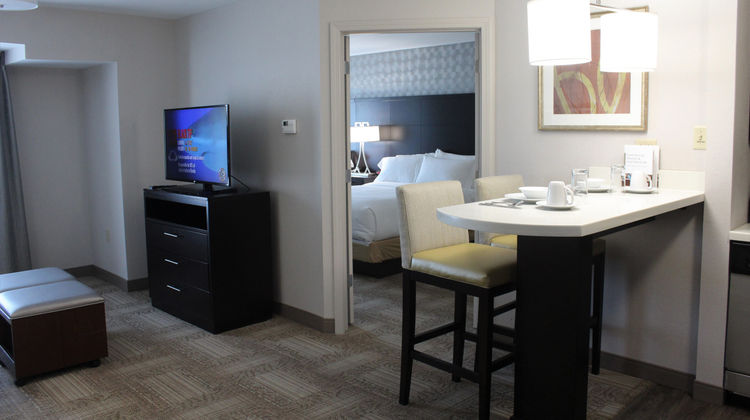 Staybridge Suites Miamisburg Room