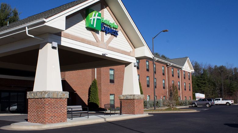 Holiday Inn Express, West Jefferson Exterior. Images powered by <a href="https://www.leonardoworldwide.com" target="_blank" rel="noopener">Leonardo</a>.