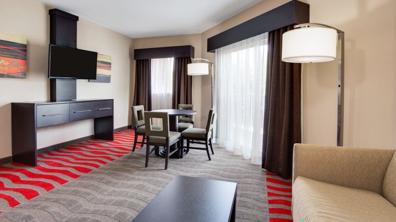 <b>Holiday Inn Expres/Suites Downtown Suite</b>. Images powered by <a href="https://www.leonardoworldwide.com/" title="Leonardo Worldwide" target="_blank">Leonardo</a>.