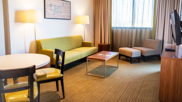 Holiday Inn Port Moresby Suite