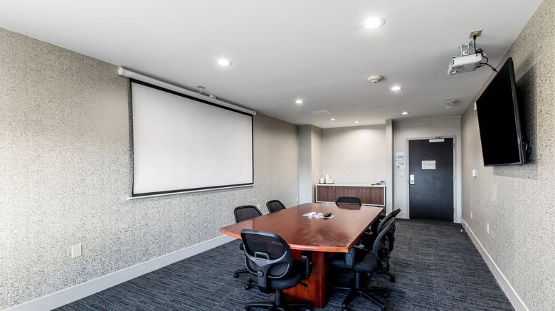 <b>Holiday Inn Express & Stes Jersey City Meeting</b>. Images powered by <a href="https://www.leonardoworldwide.com/" title="Leonardo Worldwide" target="_blank">Leonardo</a>.