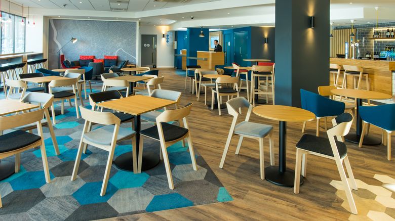 <b>Holiday Inn Express City Centre Lobby</b>. Images powered by <a href="https://www.leonardoworldwide.com/" title="Leonardo Worldwide" target="_blank">Leonardo</a>.