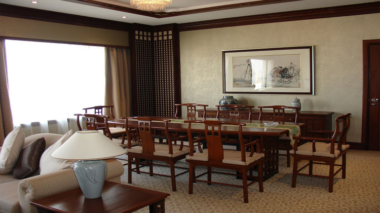 Crowne Plaza Shanghai Suite
