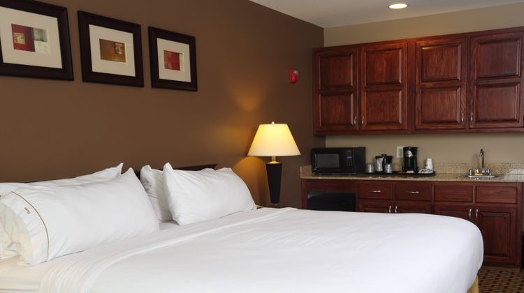 Holiday Inn Express Room