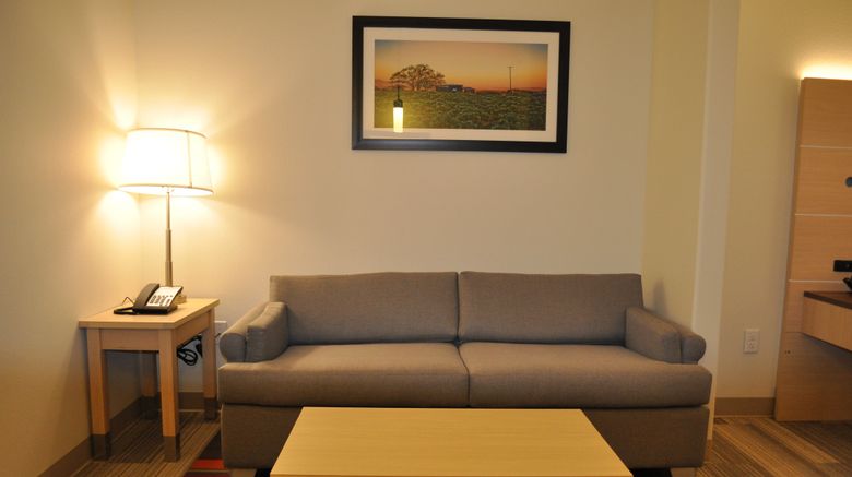<b>Holiday Inn Express & Suites Price Room</b>. Images powered by <a href="https://www.leonardoworldwide.com/" title="Leonardo Worldwide" target="_blank">Leonardo</a>.
