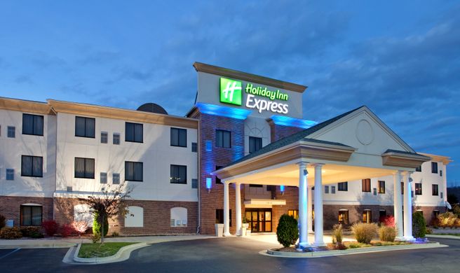 Holiday Inn Express & Suites Rolla Exterior