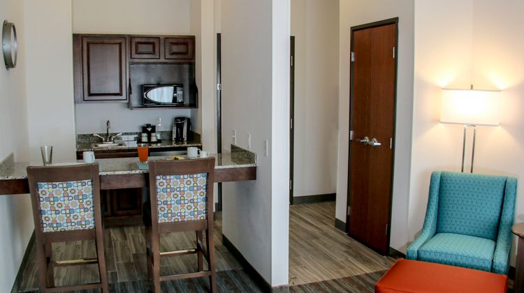 Holiday Inn & Suites Denver Tech Center Suite