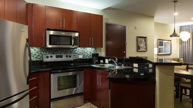 <b>Staybridge Suites Room</b>. Images powered by <a href="https://www.leonardoworldwide.com/" title="Leonardo Worldwide" target="_blank">Leonardo</a>.