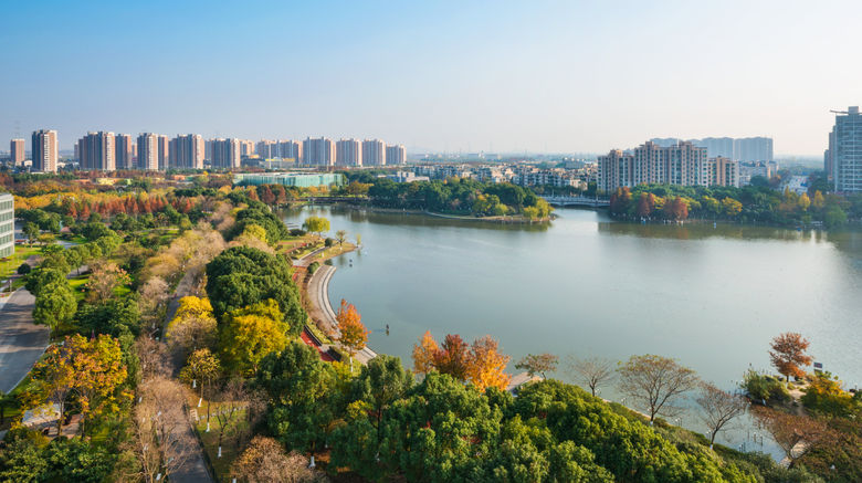 <b>Crowne Plaza Xiayang Lake Exterior</b>. Images powered by <a href="https://www.leonardoworldwide.com/" title="Leonardo Worldwide" target="_blank">Leonardo</a>.