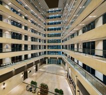 Crowne Plaza Xiayang Lake Lobby