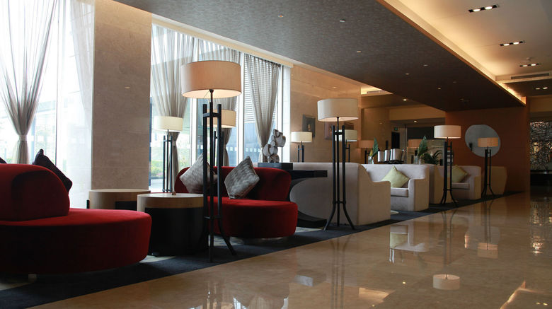 <b>Crowne Plaza Xiayang Lake Lobby</b>. Images powered by <a href="https://www.leonardoworldwide.com/" title="Leonardo Worldwide" target="_blank">Leonardo</a>.
