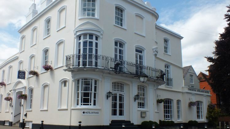 Royal Adelaide Hotel Exterior