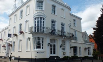 Royal Adelaide Hotel