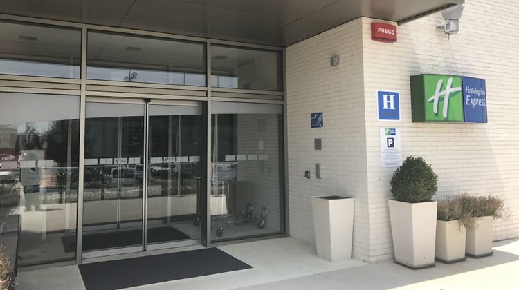 Holiday Inn Express Vitoria Exterior