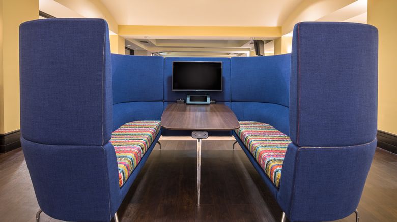 <b>Crowne Plaza Cabana Palo Alto Lobby</b>. Images powered by <a href="https://www.leonardoworldwide.com/" title="Leonardo Worldwide" target="_blank">Leonardo</a>.
