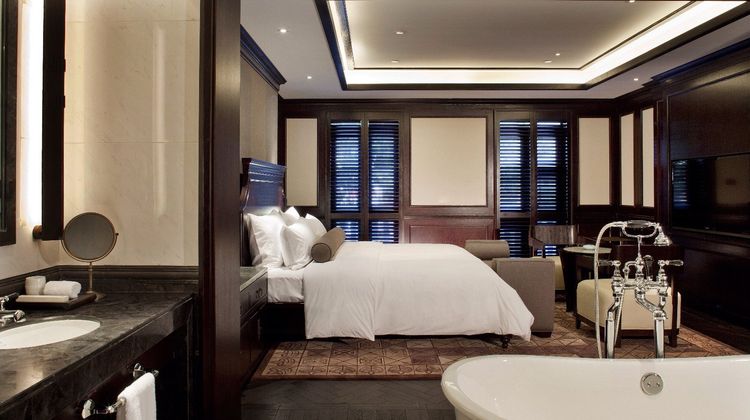 The Yihe Mansions Room
