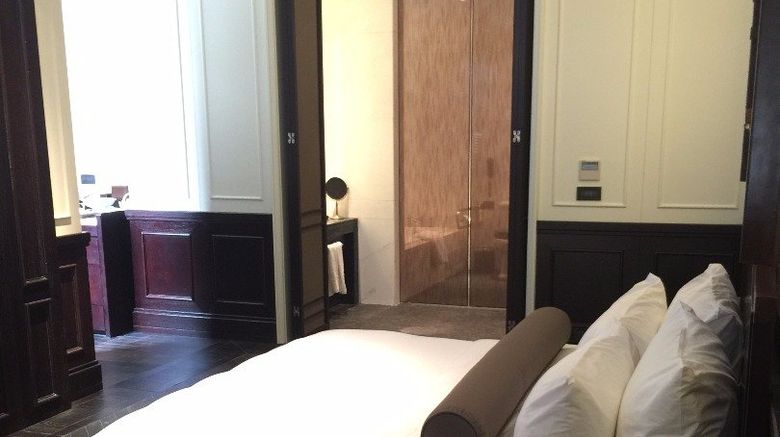 <b>The Yihe Mansions Room</b>. Images powered by <a href="https://www.leonardoworldwide.com/" title="Leonardo Worldwide" target="_blank">Leonardo</a>.