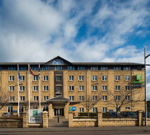 Holiday Inn Express Edinburgh Waterfront Exterior