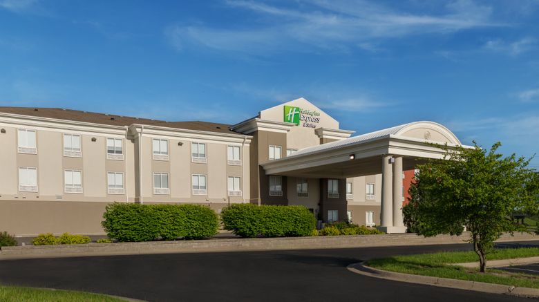 <b>Holiday Inn Express & Suites Exterior</b>. Images powered by <a href="https://www.leonardoworldwide.com/" title="Leonardo Worldwide" target="_blank">Leonardo</a>.