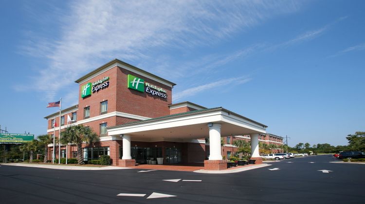 Holiday Inn Express Leland-Wilmington Exterior