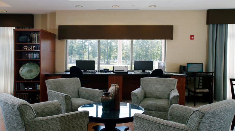 <b>Holiday Inn Express Leland-Wilmington Lobby</b>. Images powered by <a href="https://www.leonardoworldwide.com/" title="Leonardo Worldwide" target="_blank">Leonardo</a>.