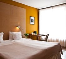 The Three Sisters Hotel Room