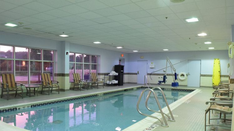 Holiday Inn Express Pool
