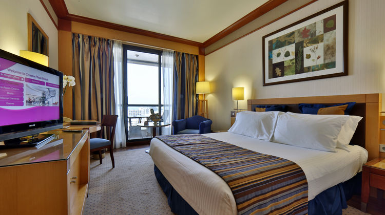Crowne Plaza Beirut Room